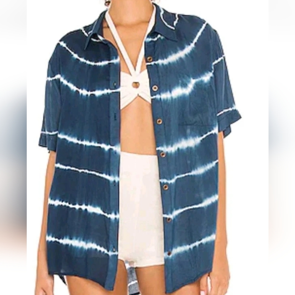 Jen's Pirate Booty Kapula Shirt Sz Sm Tropic Pacific Blue Button Revolve Resort